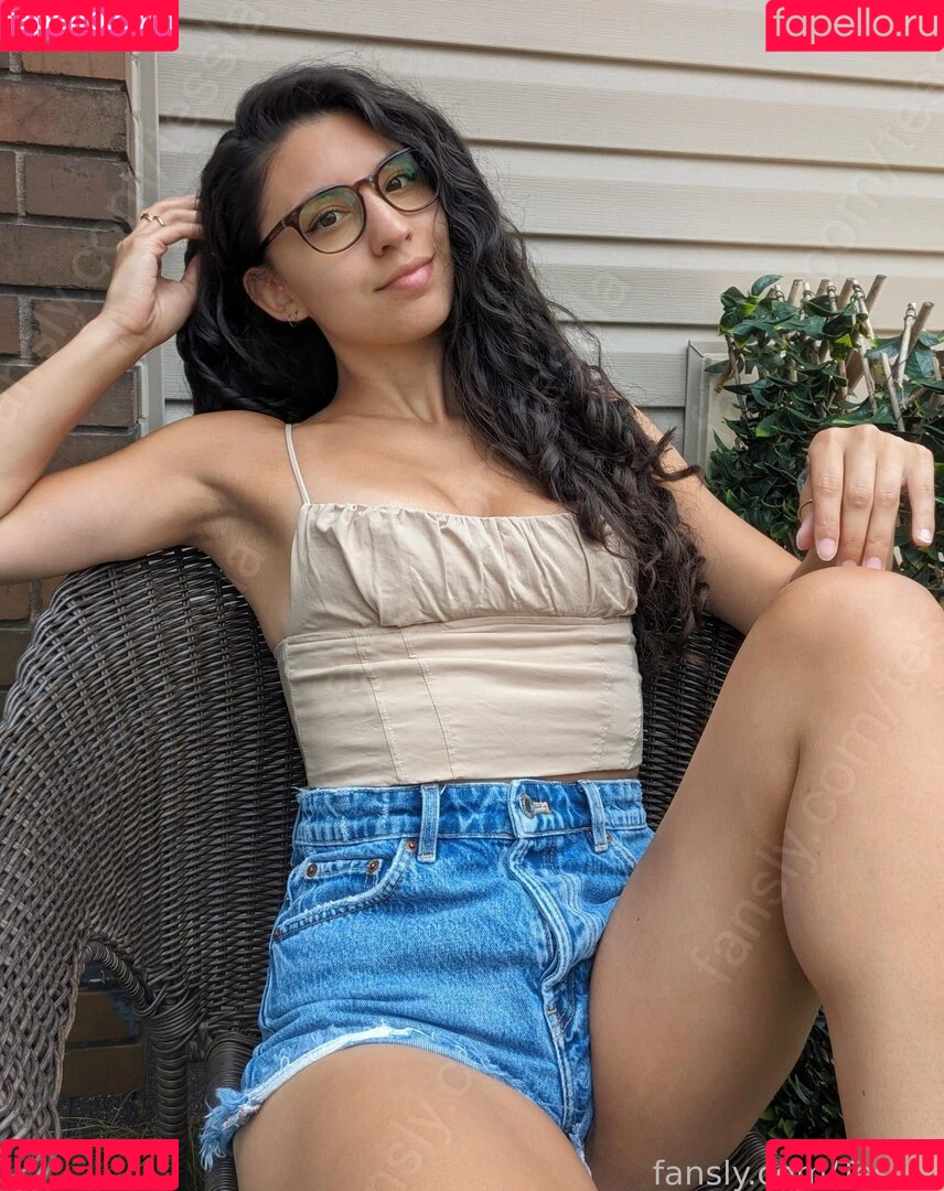 Tessla / thisistessla Onlyfans Photo Gallery 