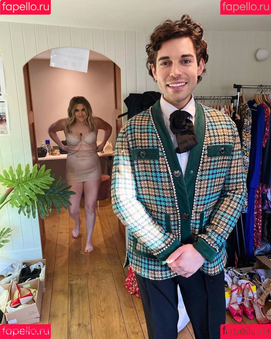 Anna Williamson / annawilliamsonofficial Onlyfans Photo Gallery 