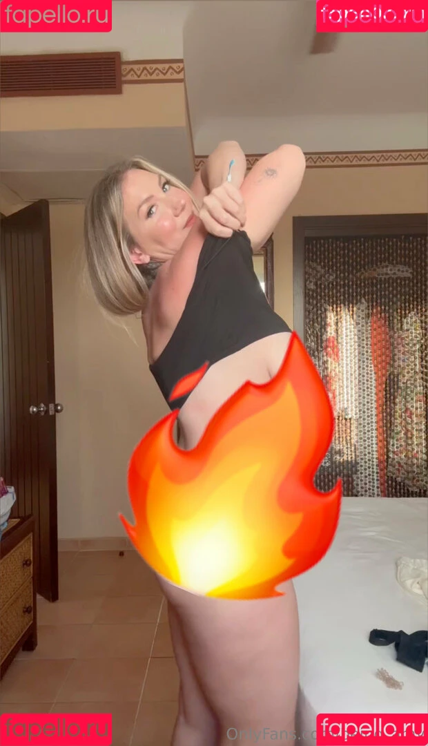 being_amy / being_amy_ Onlyfans Photo Gallery 