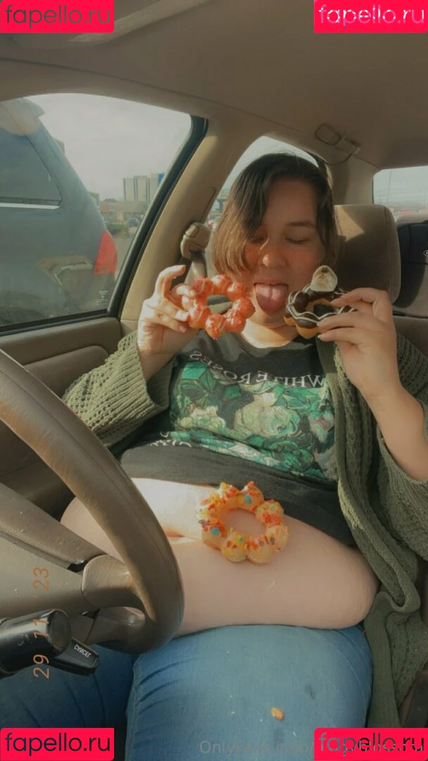 piggyblossom Onlyfans Photo Gallery 