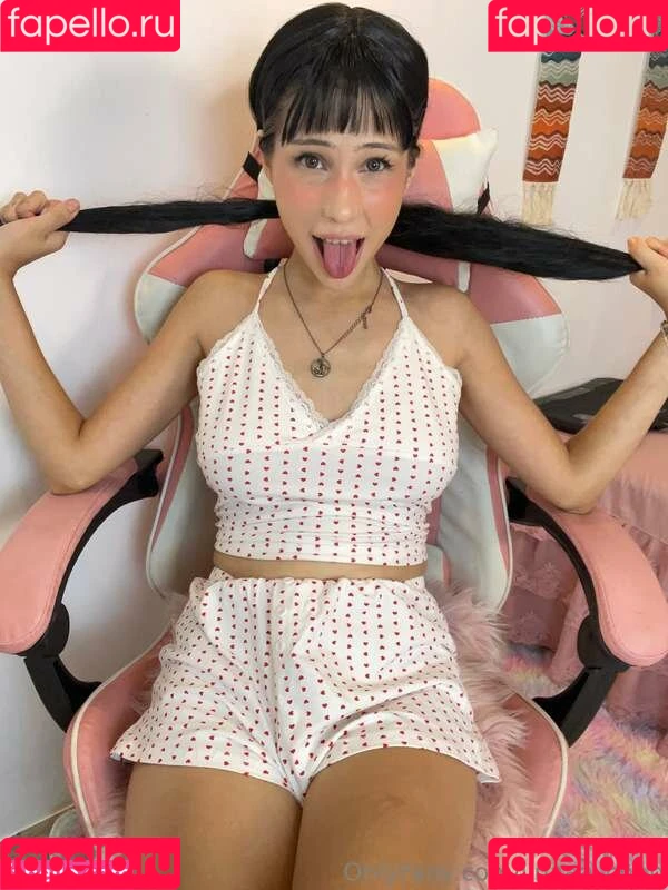 Lina Chen / https: / lina.chen / linaaa_chen Onlyfans Photo Gallery 