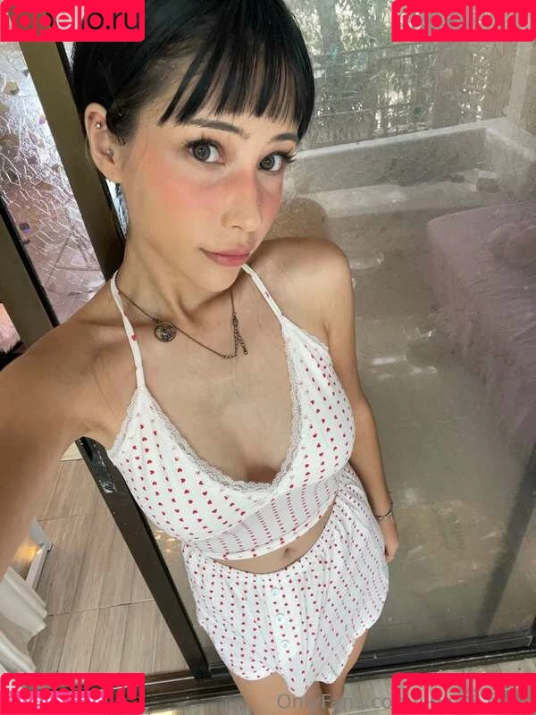 Lina Chen / https: / lina.chen / linaaa_chen Onlyfans Photo Gallery 