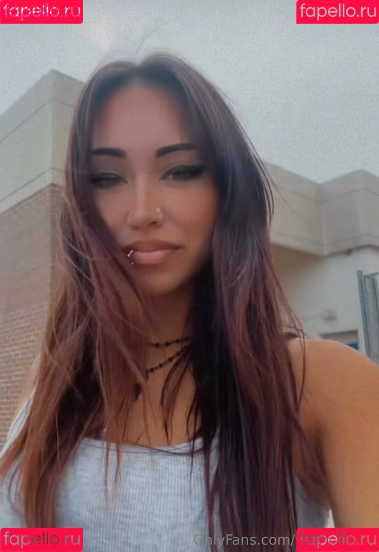 yeshunnixx Onlyfans Photo Gallery 