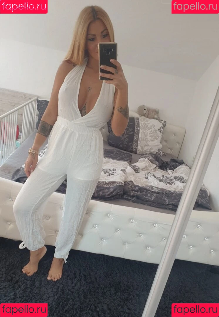 Ladysecrets / ladysecrets69 / ladysercrets69 Onlyfans Photo Gallery 