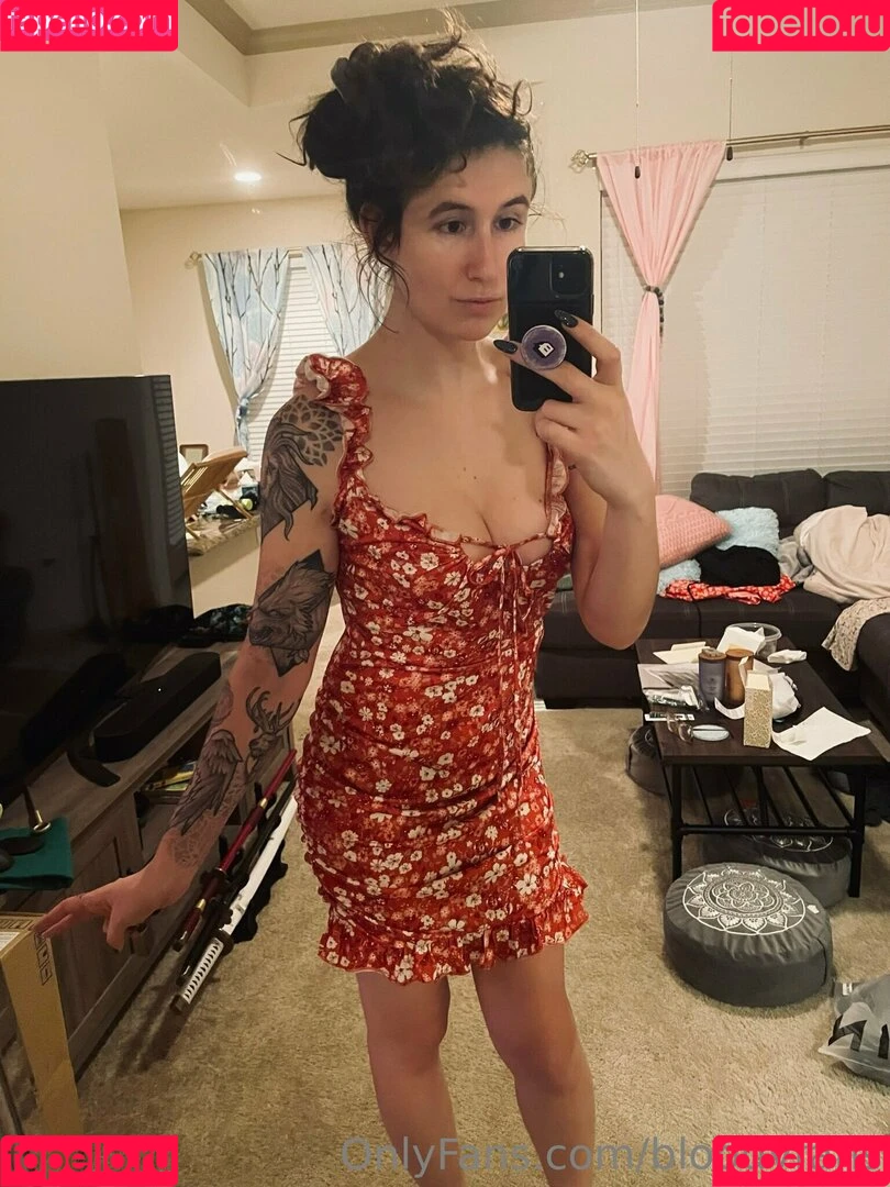 Bloody / bloodyfans Onlyfans Photo Gallery 