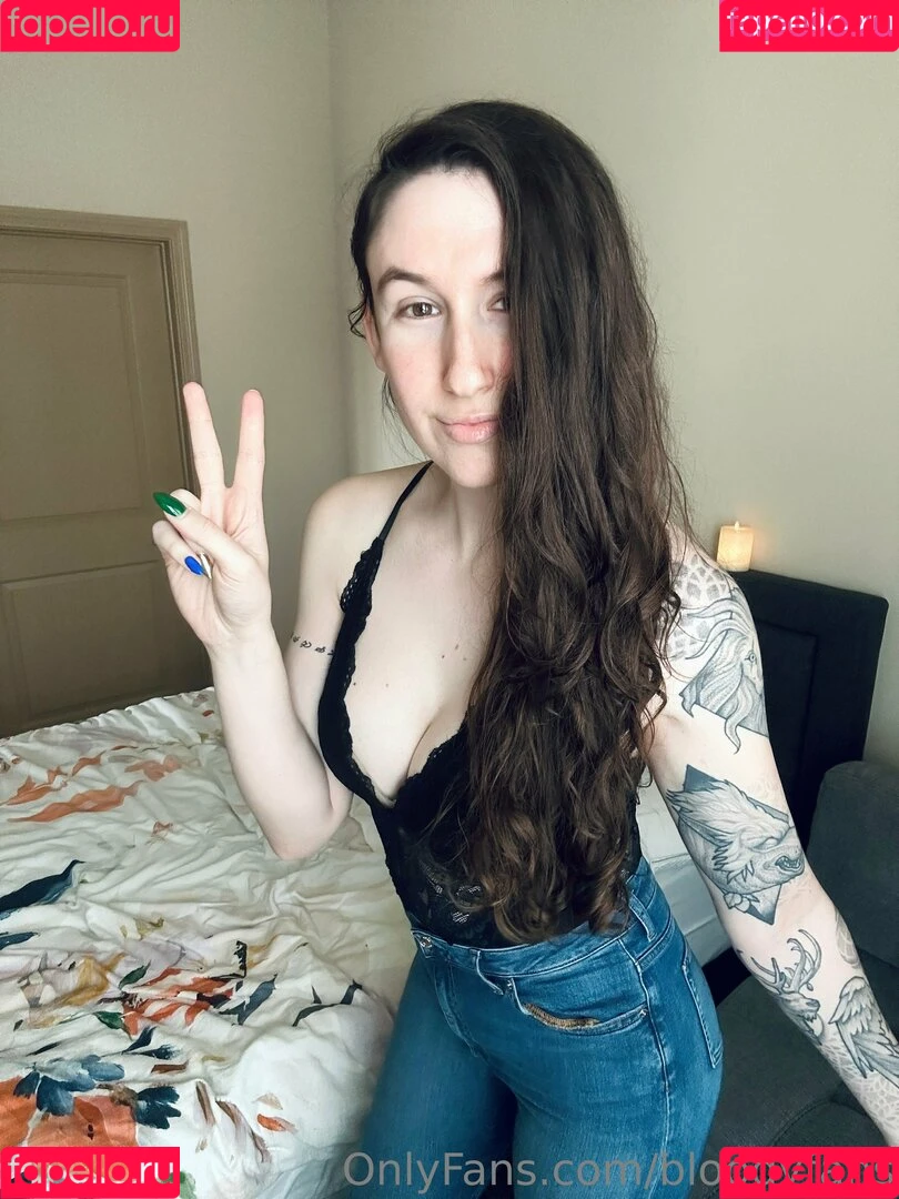 Bloody / bloodyfans Onlyfans Photo Gallery 