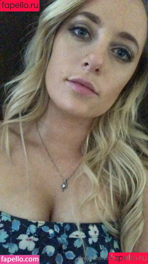 cassidybee / fitchiccassidy Onlyfans Photo Gallery 