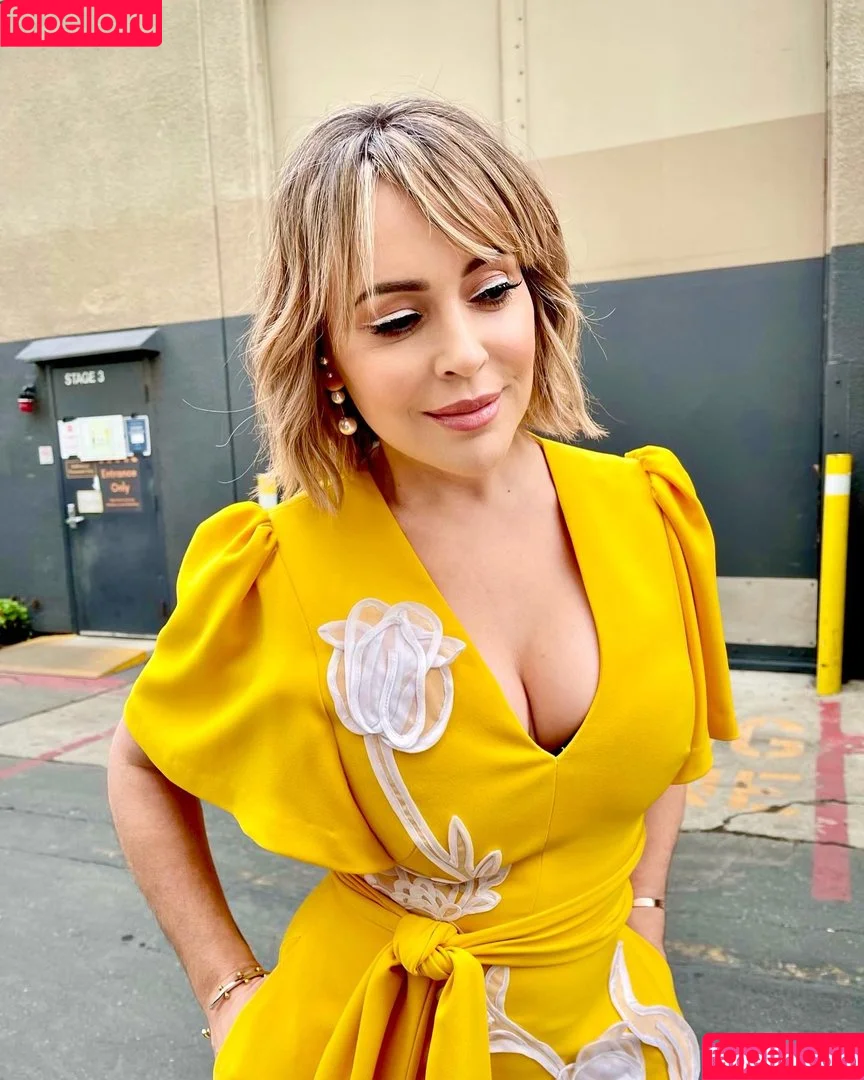 Alyssa Milano / alyssa_milano / milano_alyssa Onlyfans Photo Gallery 