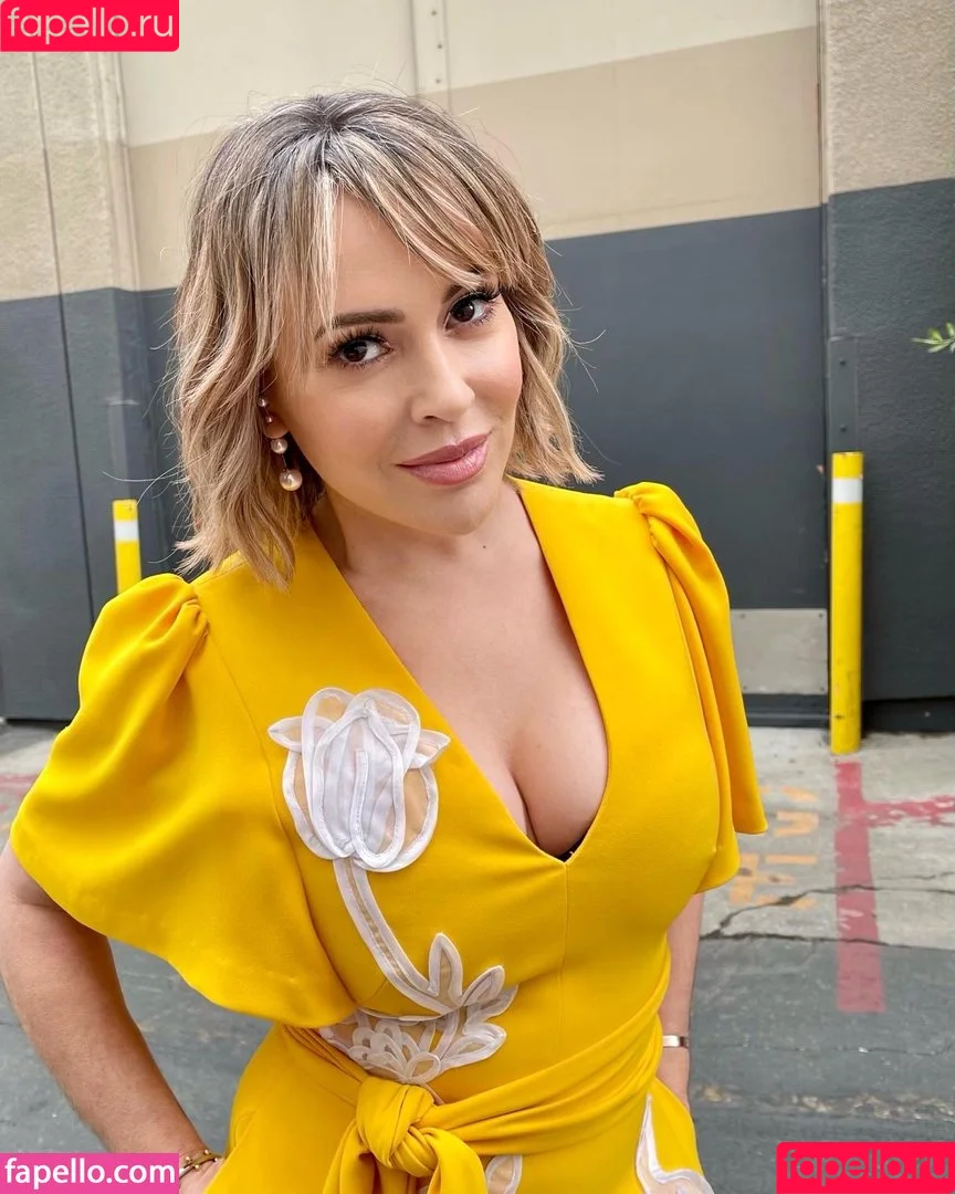 Alyssa Milano / alyssa_milano / milano_alyssa Onlyfans Photo Gallery 