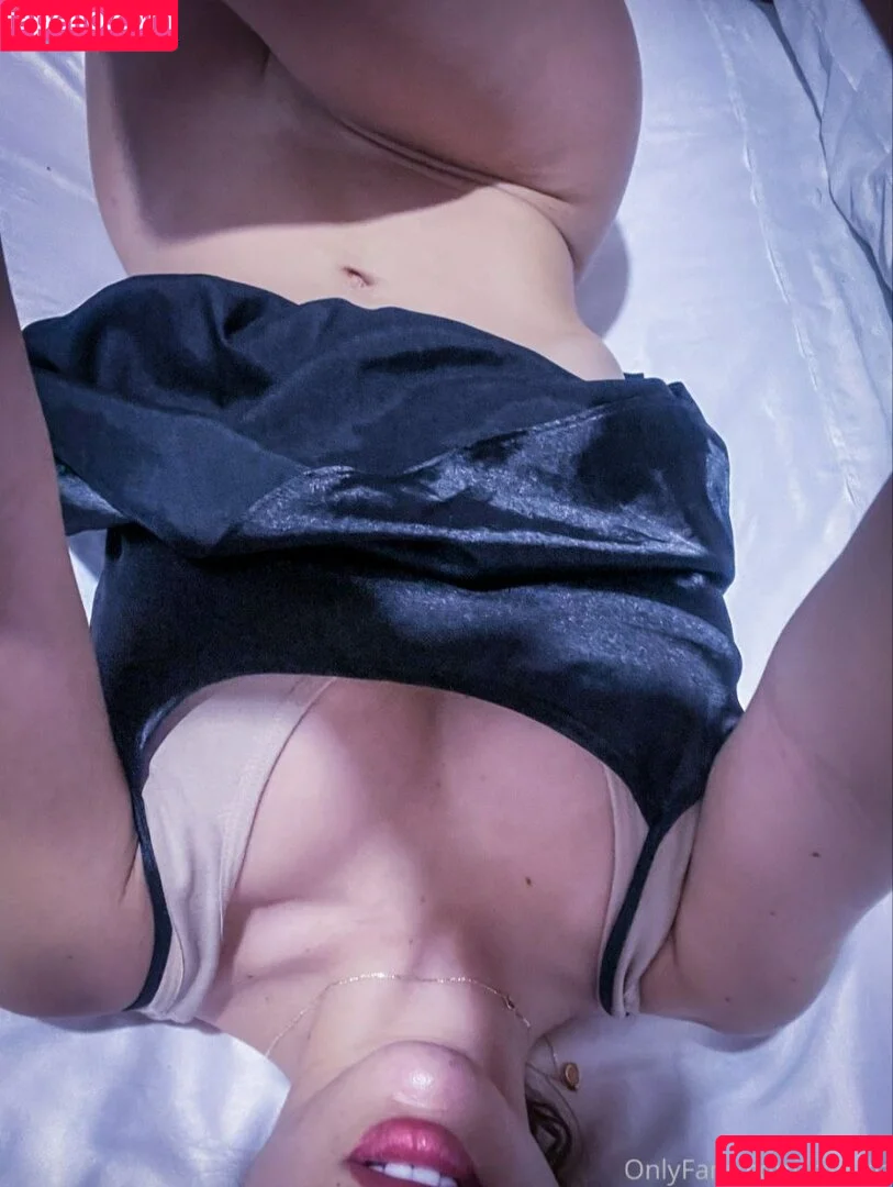 Sallyriz Onlyfans Photo Gallery 