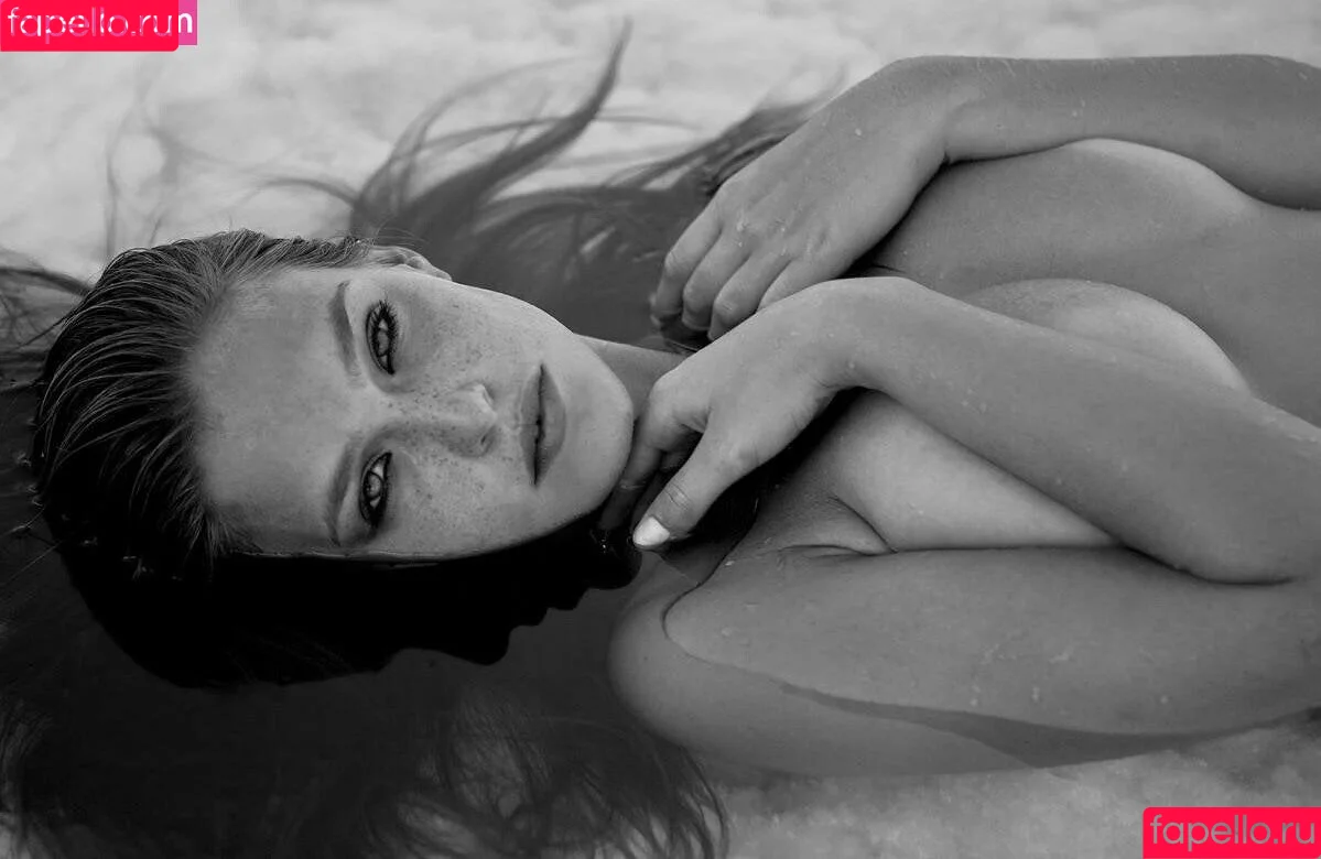 Bar Refaeli / barrefaeli Onlyfans Photo Gallery 