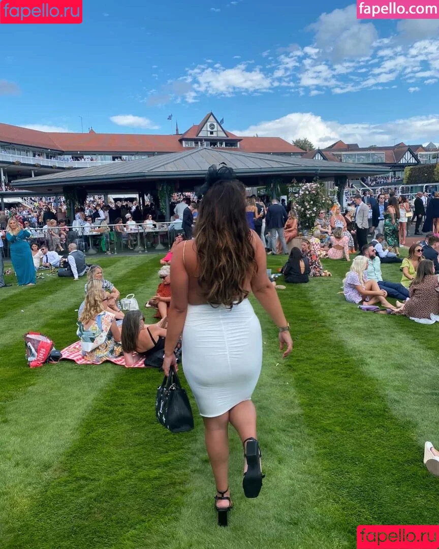 Stephanie Bebb / bustybrunettes / miss_bebb / stephanie_bebb Onlyfans Photo Gallery 