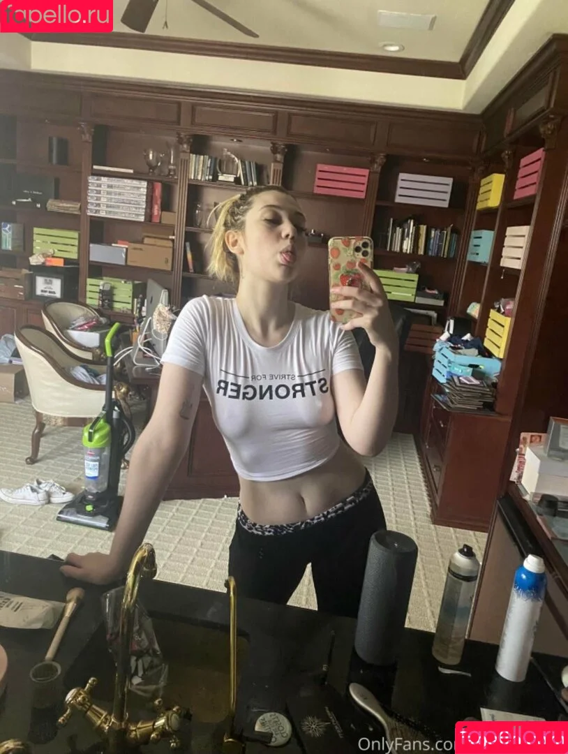 Jessie Paege / https: / jessiepaege Onlyfans Photo Gallery 