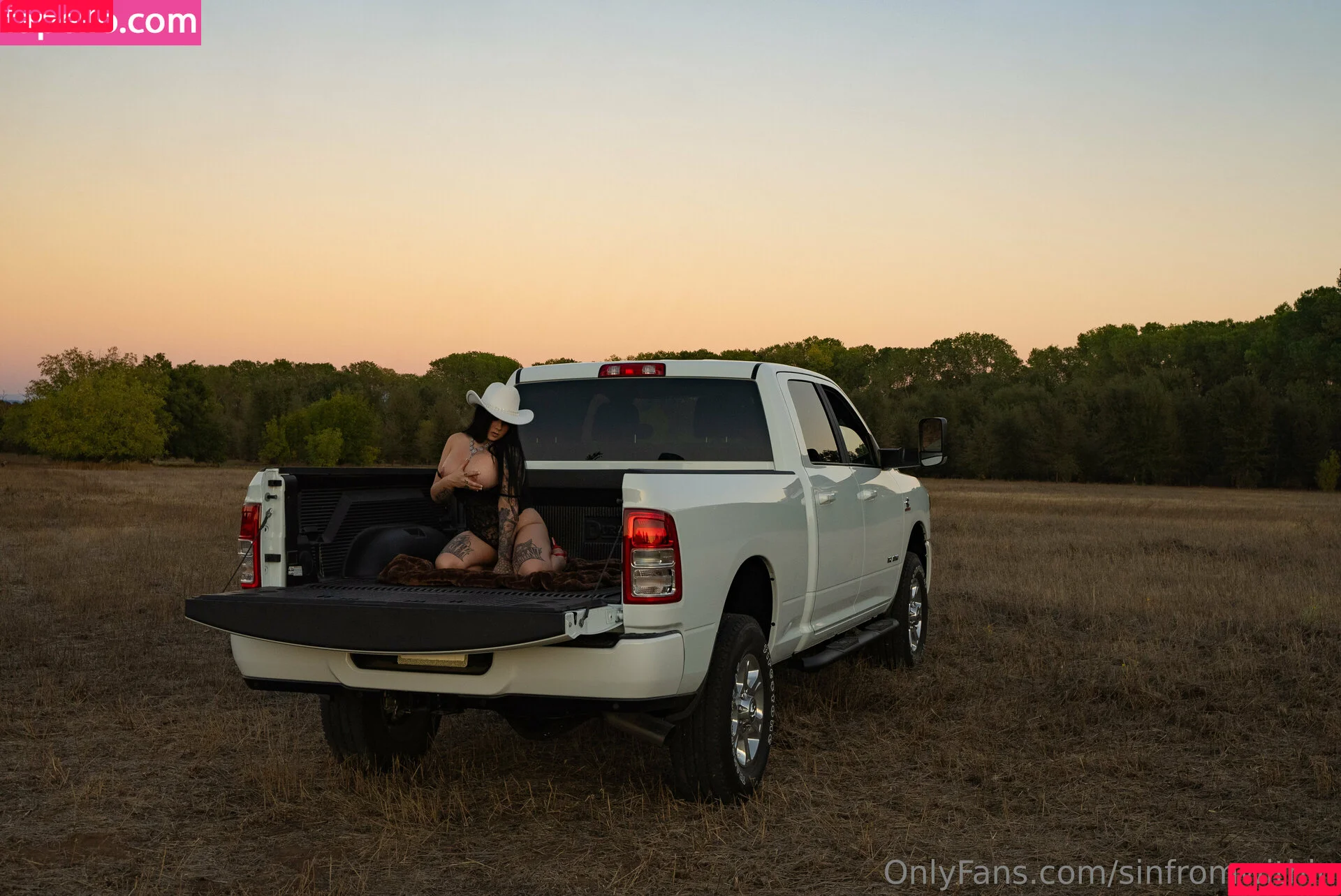 sinfromwithin Onlyfans Photo Gallery 