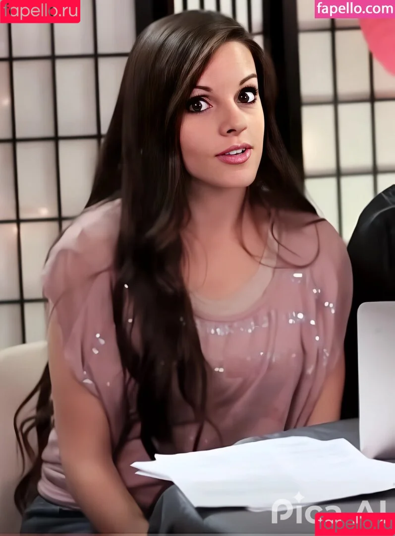 Colette Butler / colettekati Onlyfans Photo Gallery 