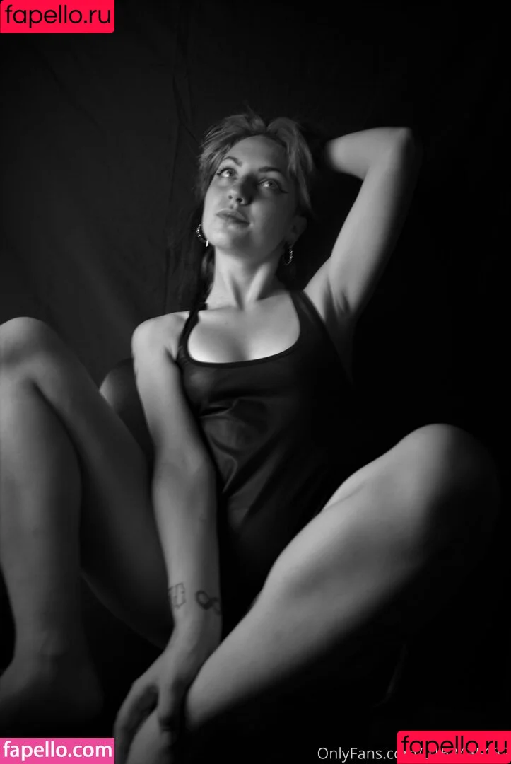 iiswhoiis / keshaz Onlyfans Photo Gallery 