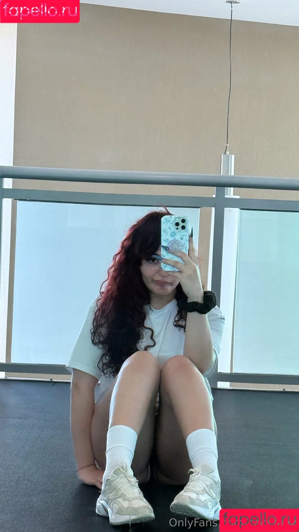 cecefanz / fairydreamzcyrus Onlyfans Photo Gallery 