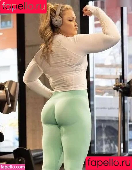 Sophia Thiel / sophia.thiel Onlyfans Photo Gallery 