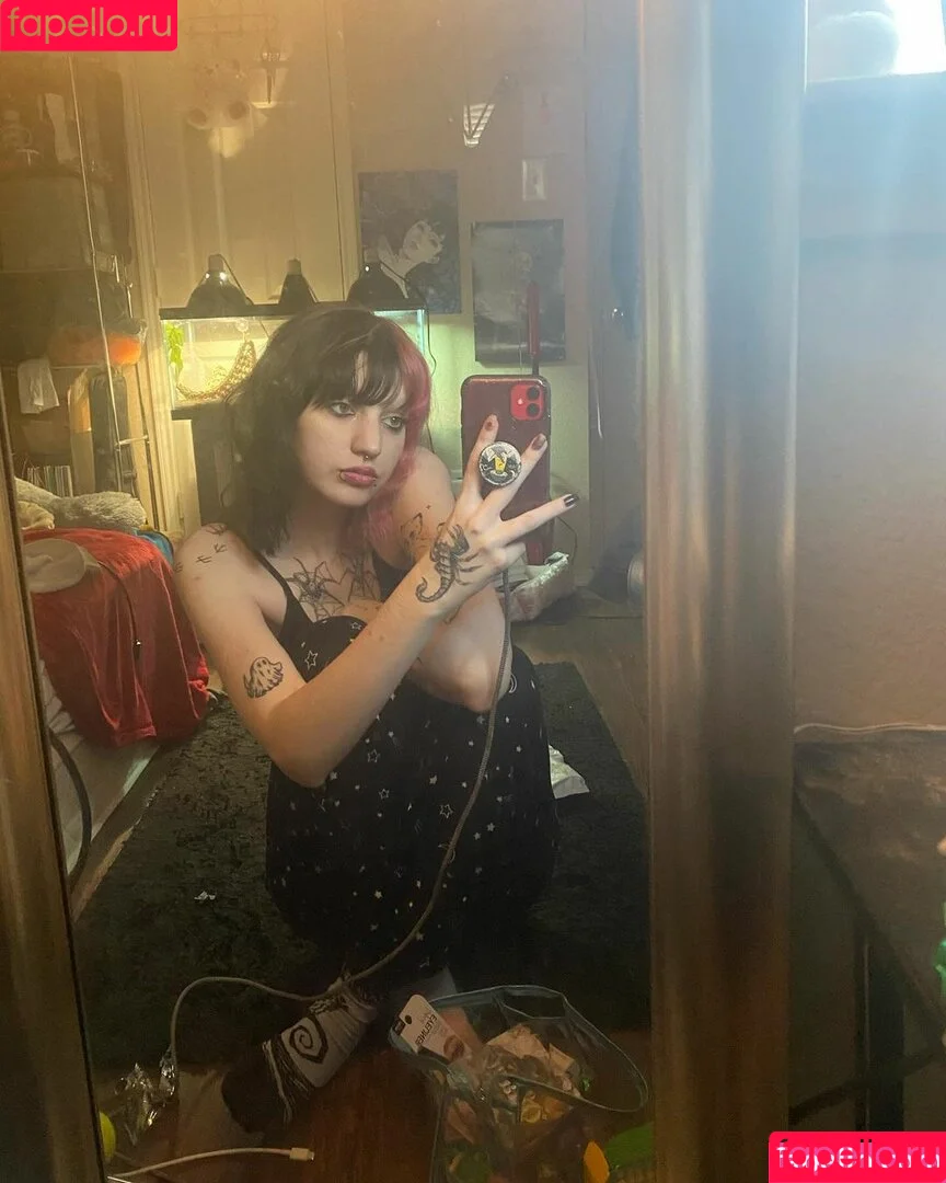 Spookyhomicide / Spookypuppyy Onlyfans Photo Gallery 