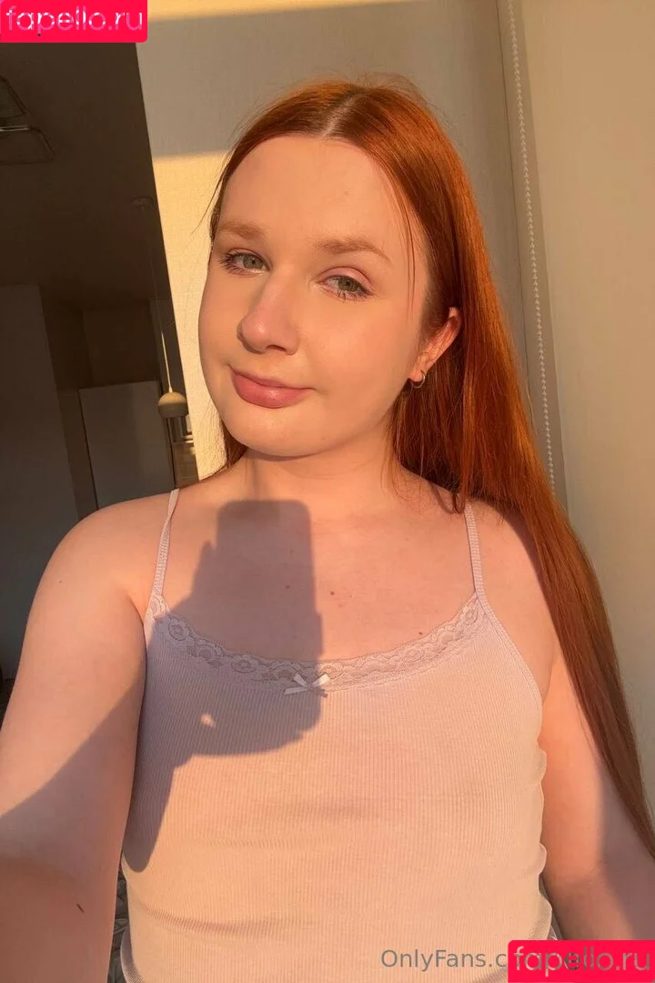 lilfoxy98 / lilfoxyts Onlyfans Photo Gallery 