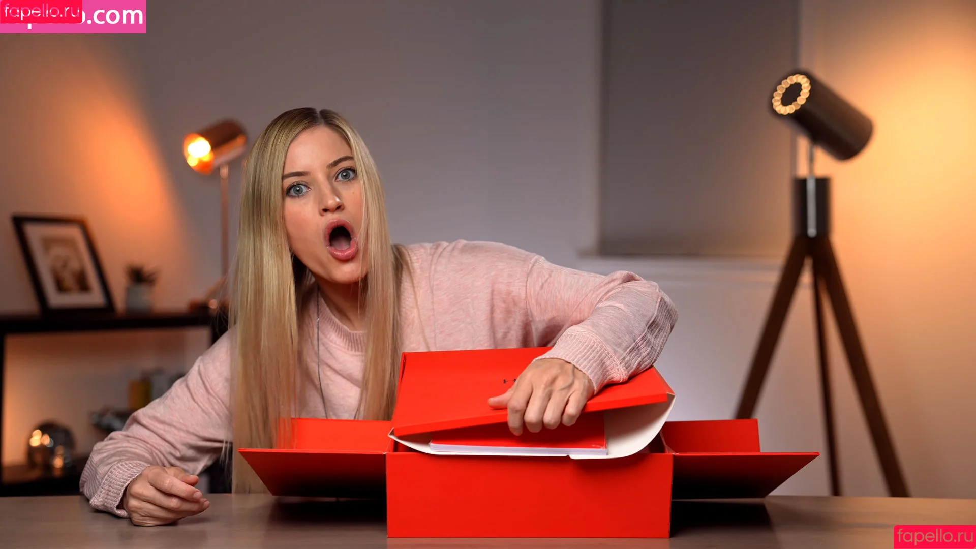 Ijustine / Justine Ezarik Onlyfans Photo Gallery 