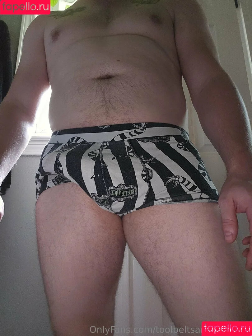 toolbeltsanddadbods Onlyfans Photo Gallery 