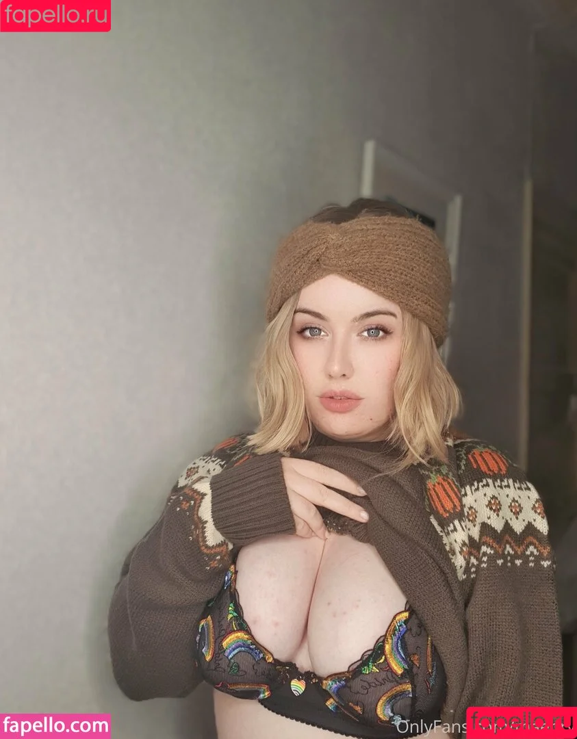 maebry / maebrycraig Onlyfans Photo Gallery 