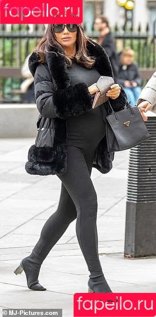 Amy Childs / amychilds1990 Onlyfans Photo Gallery 