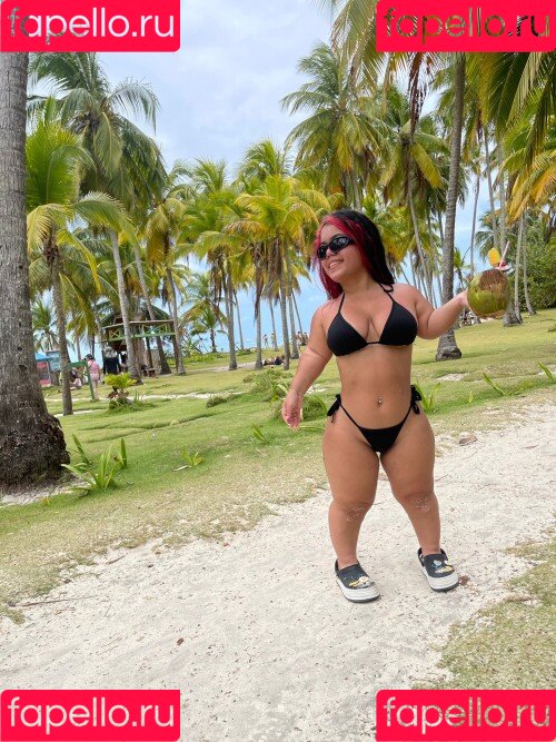 Midget Maria Onlyfans Photo Gallery 