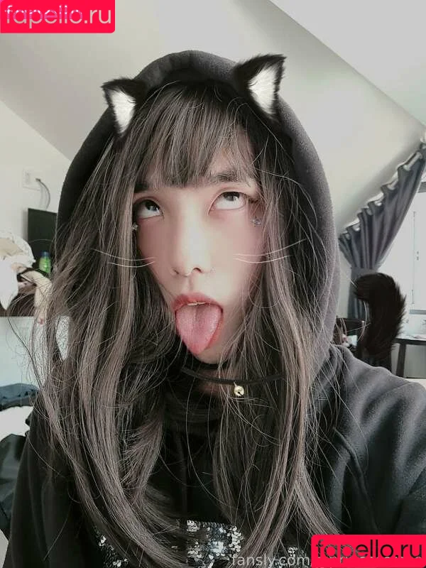 Princess Rose / https: / rose404notfound Onlyfans Photo Gallery 