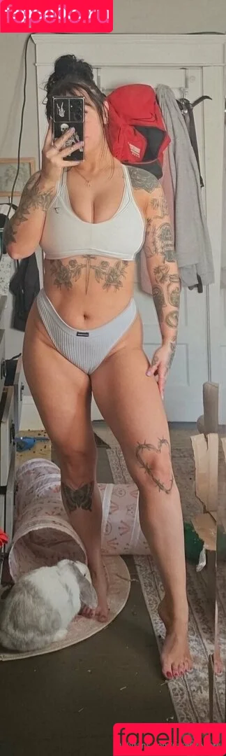 sarajosphenia / u20161093 Onlyfans Photo Gallery 