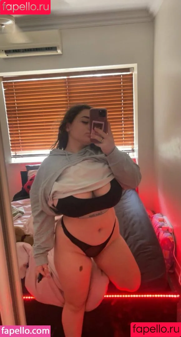 maryamk10115 Onlyfans Photo Gallery 