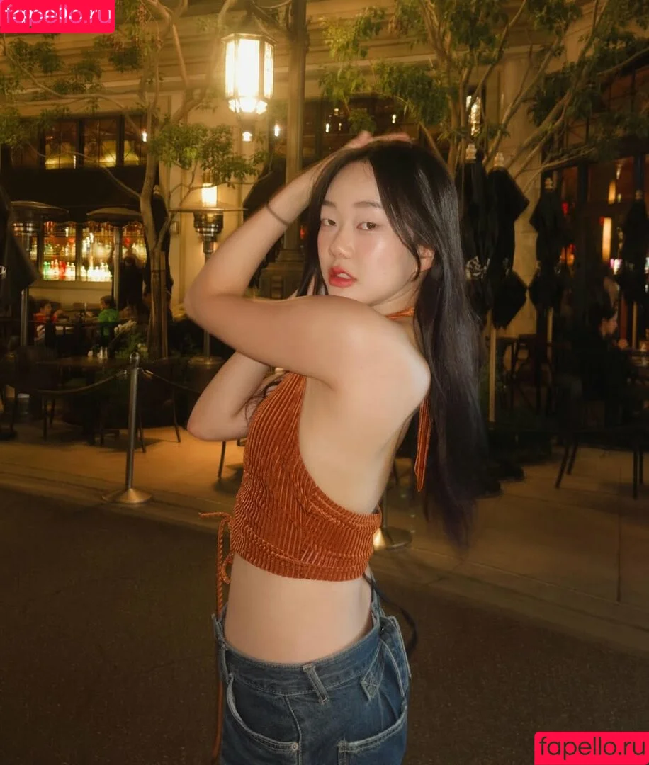 Lee Seoin / subak.ee Onlyfans Photo Gallery 