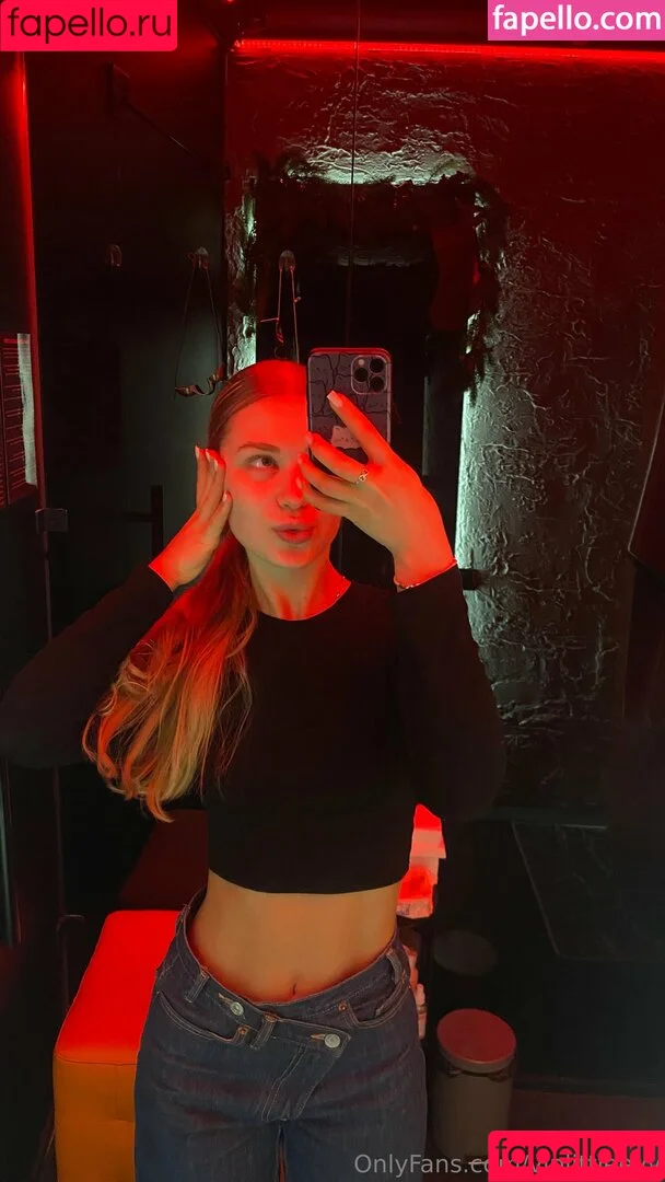 cute_blonde_evy / reel Onlyfans Photo Gallery 