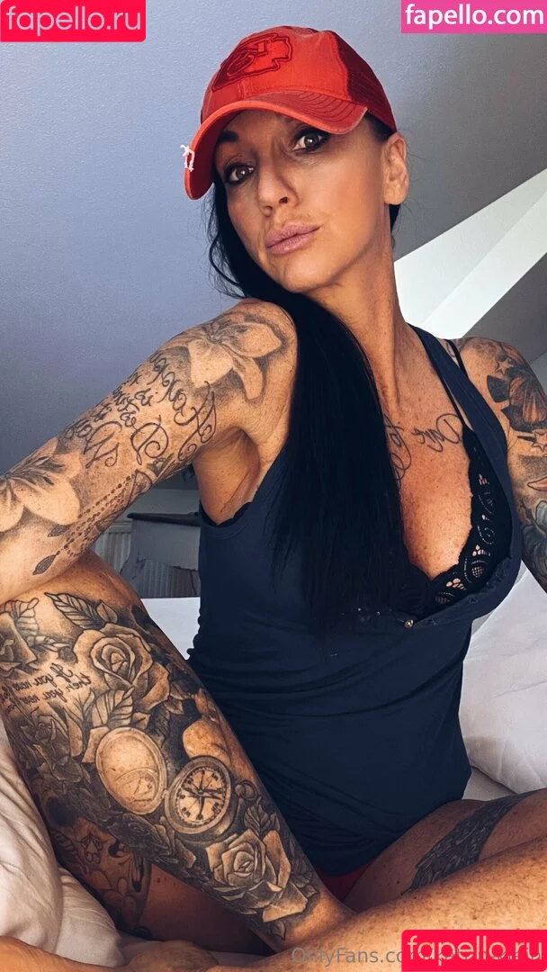 Katrin-Klein / katrinakleinmakeup Onlyfans Photo Gallery 