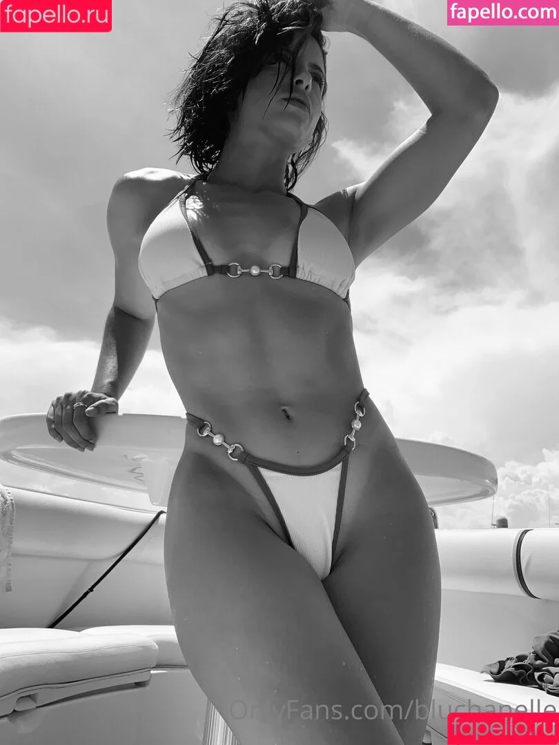 bluchanelle Onlyfans Photo Gallery 