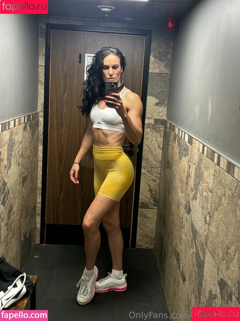 aliasroseof / gymgirlalias Onlyfans Photo Gallery 