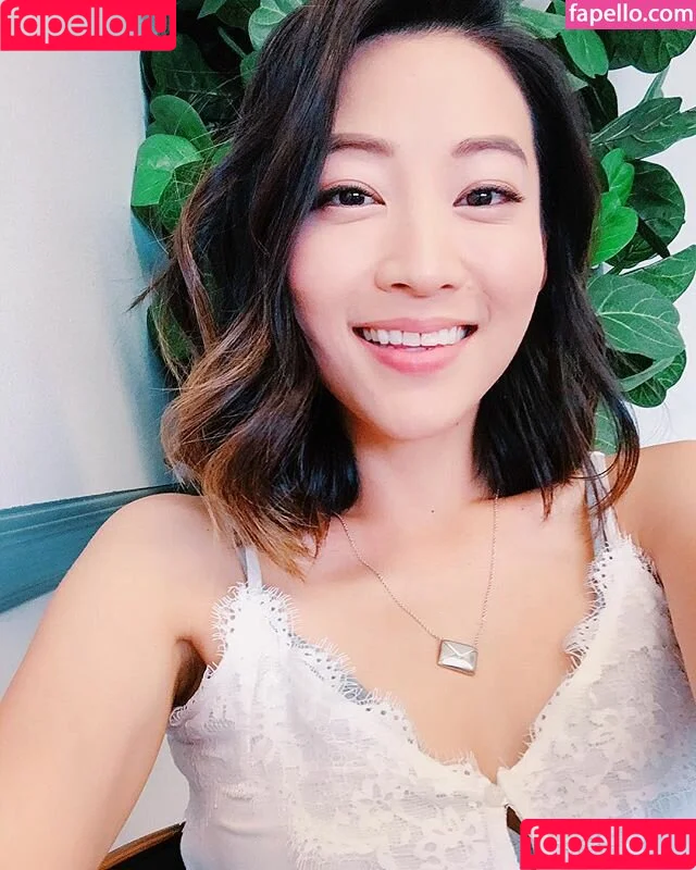 Arden Cho / arden_cho Onlyfans Photo Gallery 