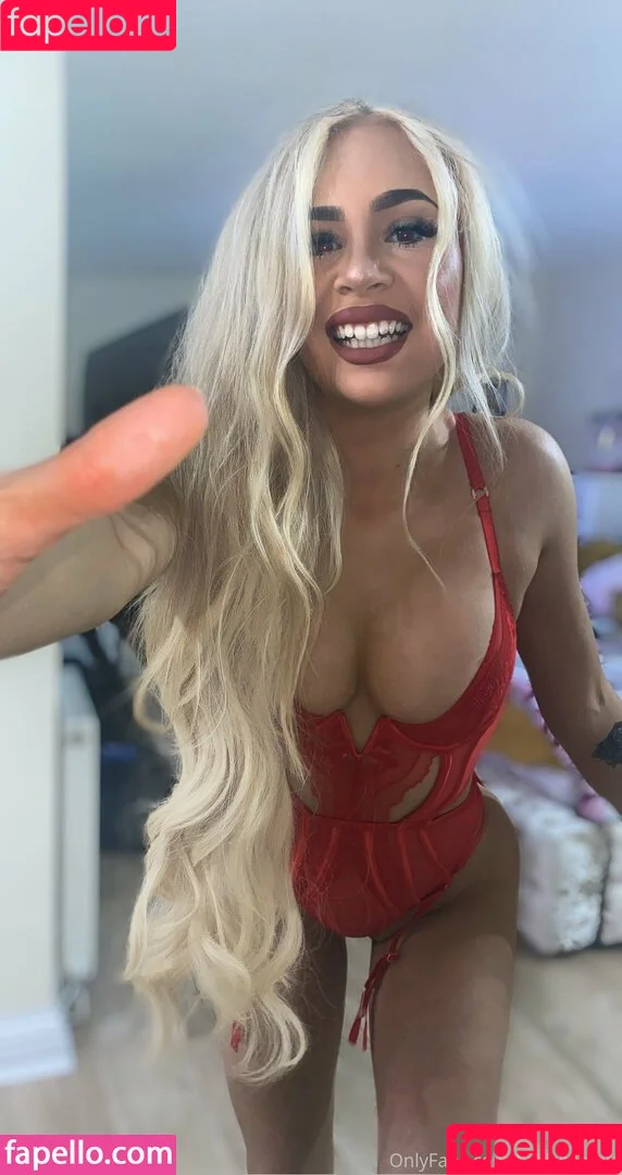 britishsquirt / gbcsquirt Onlyfans Photo Gallery 