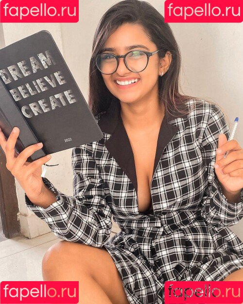 Suhana Khan / __suhuuu__ Onlyfans Photo Gallery 