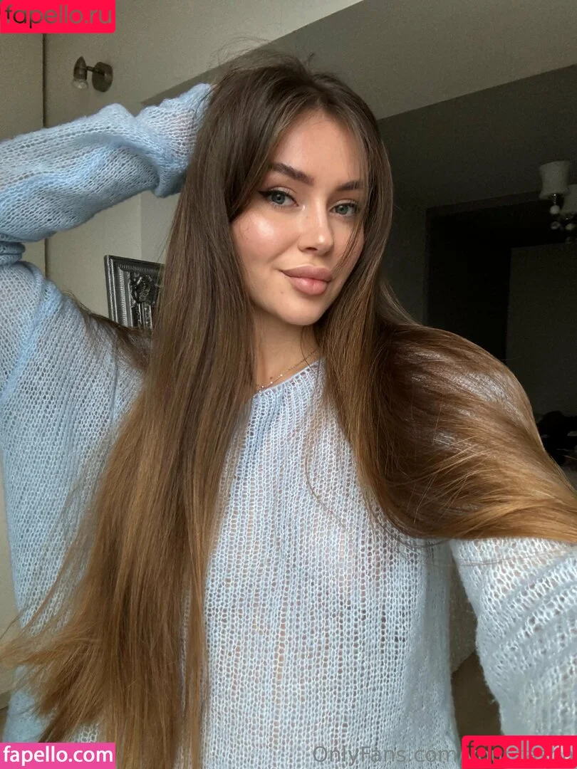 YOUR TASHA / tashaghouri / your.tasha Onlyfans Photo Gallery 