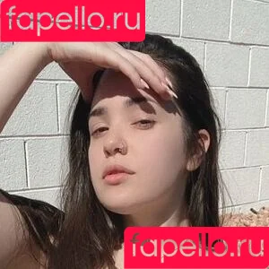 barelymari Onlyfans Photo Gallery 