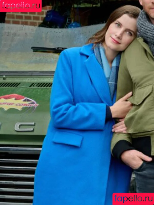 Vic Michaelis / vicmmic Onlyfans Photo Gallery 