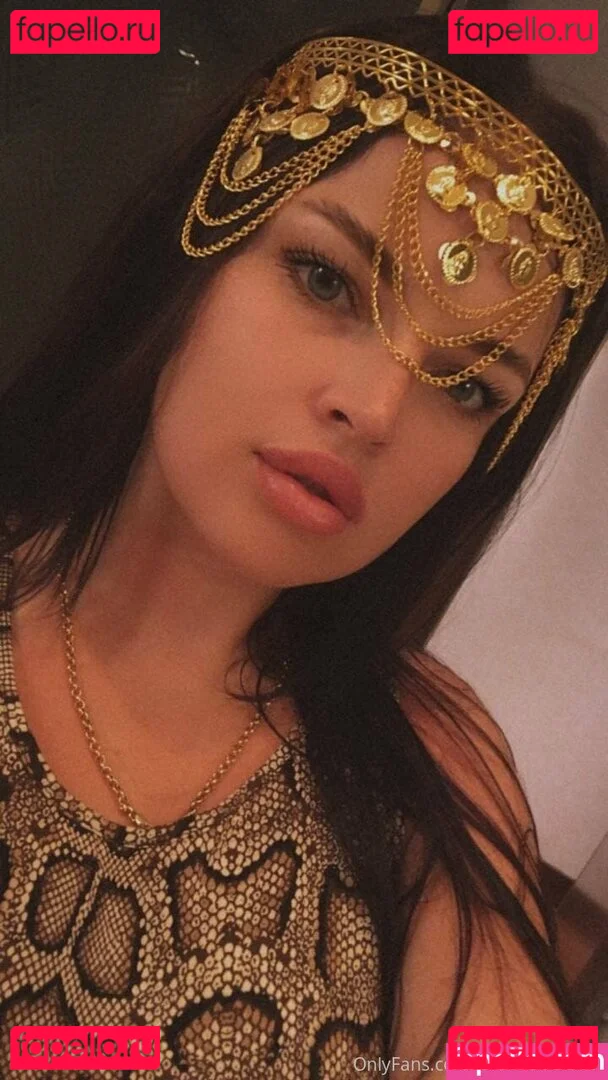 yanamulberry Onlyfans Photo Gallery 