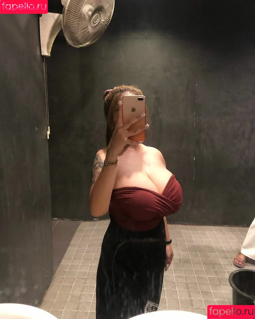 Yes Give / give_234309 / u166010058 Onlyfans Photo Gallery 