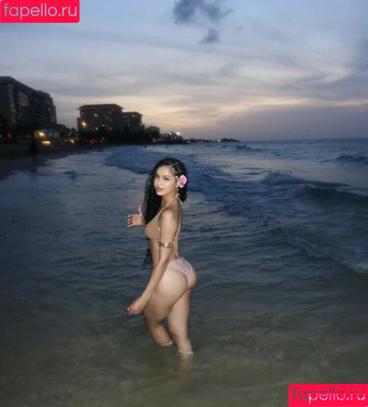 nickimariiee Onlyfans Photo Gallery 