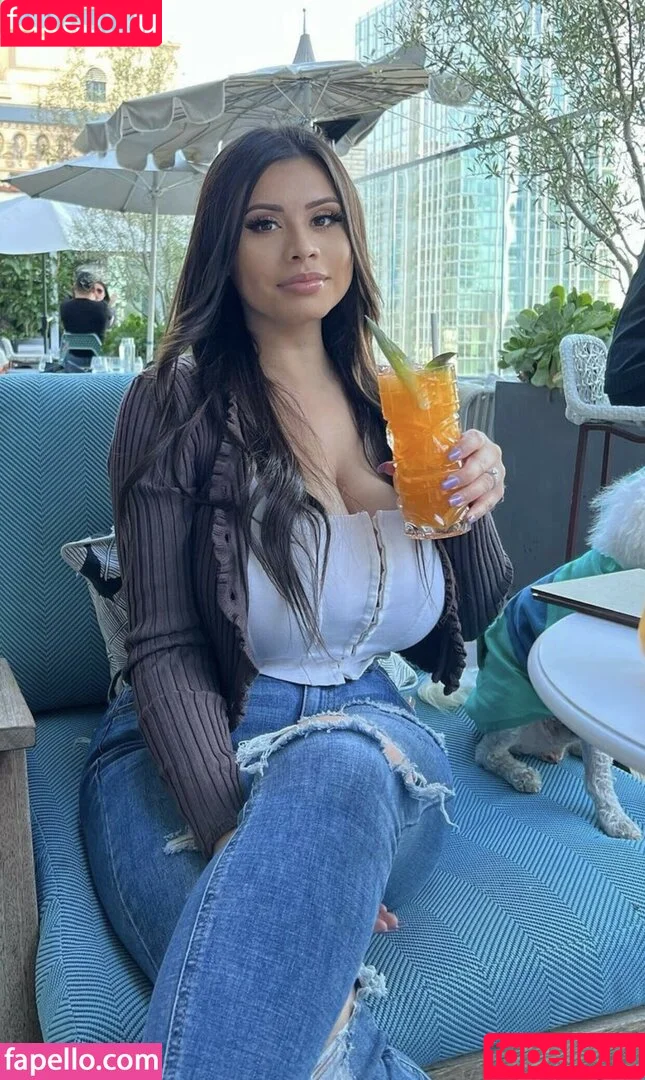 jazzlovescoffee / nursejazz Onlyfans Photo Gallery 