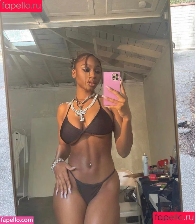 Normani / normani.sasha Onlyfans Photo Gallery 