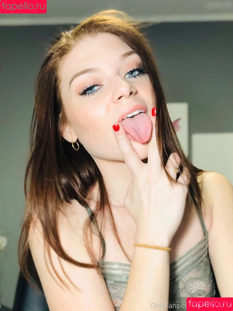 Katerina Deville / katillackoop Onlyfans Photo Gallery 