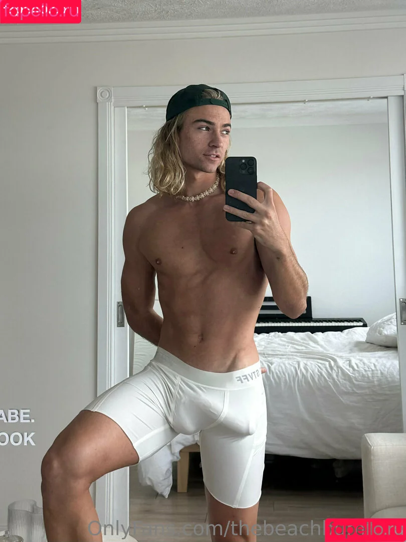 nathanieltaplin / thebeachbumfree Onlyfans Photo Gallery 